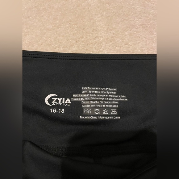 Light n tight ZYIA 7/8 leggings- 16-18 NWOT - Picture 7 of 8